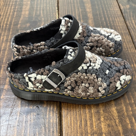 Dr. Martens Fuzzy Black and Brown Slippers - Picture 4 of 6